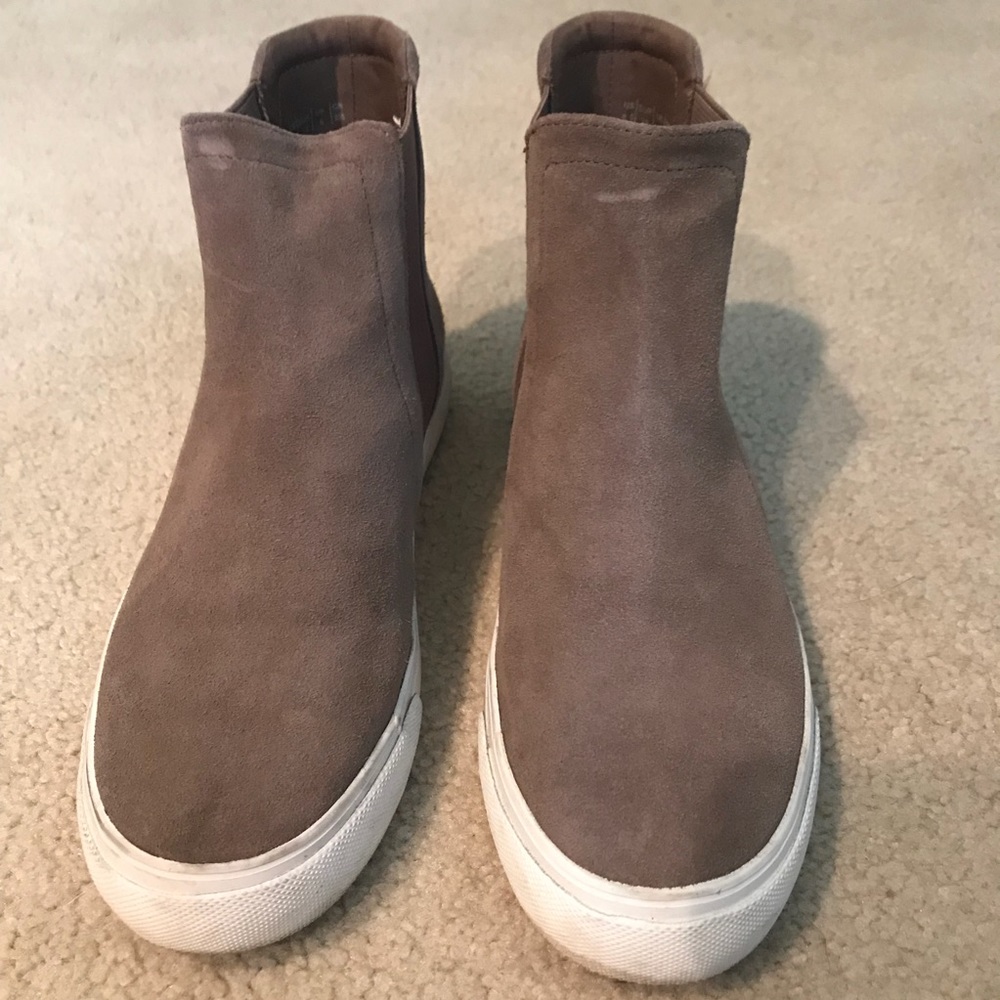 GAP Suede Booties!!